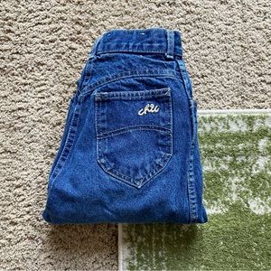 Chic Vintage Dark Wash Jeans